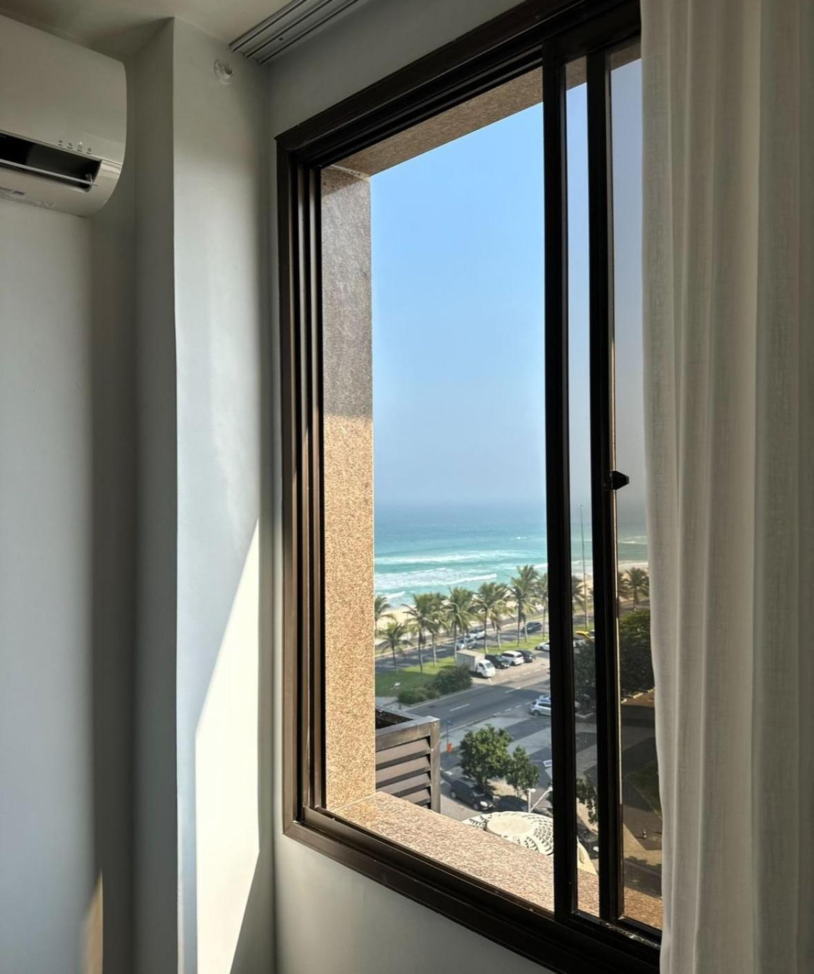 Lindo Apto No Melhor Lugar Da Barra Da Tijuca! Com Uma Vista De Tirar O Folego, Frente Para O Mar! Totalmente Equipado E Decorado Ao Lado Dos Melhores Hoteis E Quiosques Da Barra! Portaria 24H, Piscina, Sauna, Jacuzzi, Academia, Garagem, Wi-Fi, Lavan Ріо-де-Жанейро Екстер'єр фото