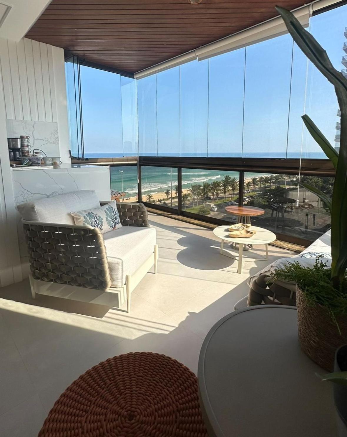 Lindo Apto No Melhor Lugar Da Barra Da Tijuca! Com Uma Vista De Tirar O Folego, Frente Para O Mar! Totalmente Equipado E Decorado Ao Lado Dos Melhores Hoteis E Quiosques Da Barra! Portaria 24H, Piscina, Sauna, Jacuzzi, Academia, Garagem, Wi-Fi, Lavan Ріо-де-Жанейро Екстер'єр фото